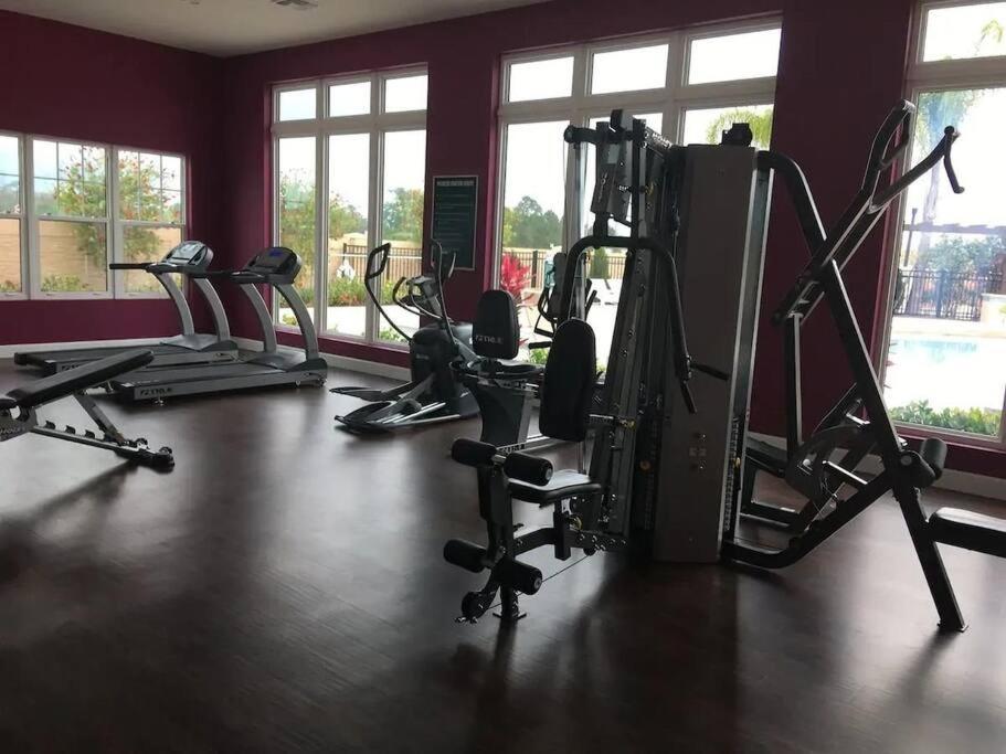 Enjoy A Cozy 3 Br/clubhouse/near And