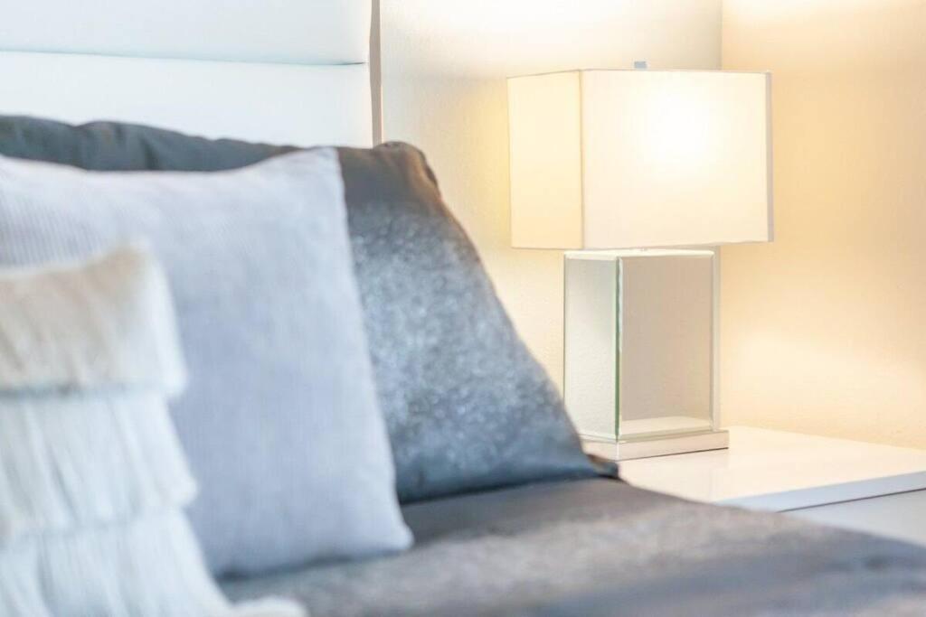 Enjoy A Cozy 3 Br/clubhouse/near And Kissimmee